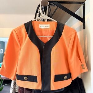 Croptop-styled Jacket